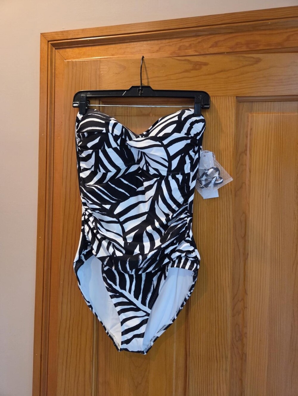 Womens Black & White Zebra Print One-Piece Swimsuit